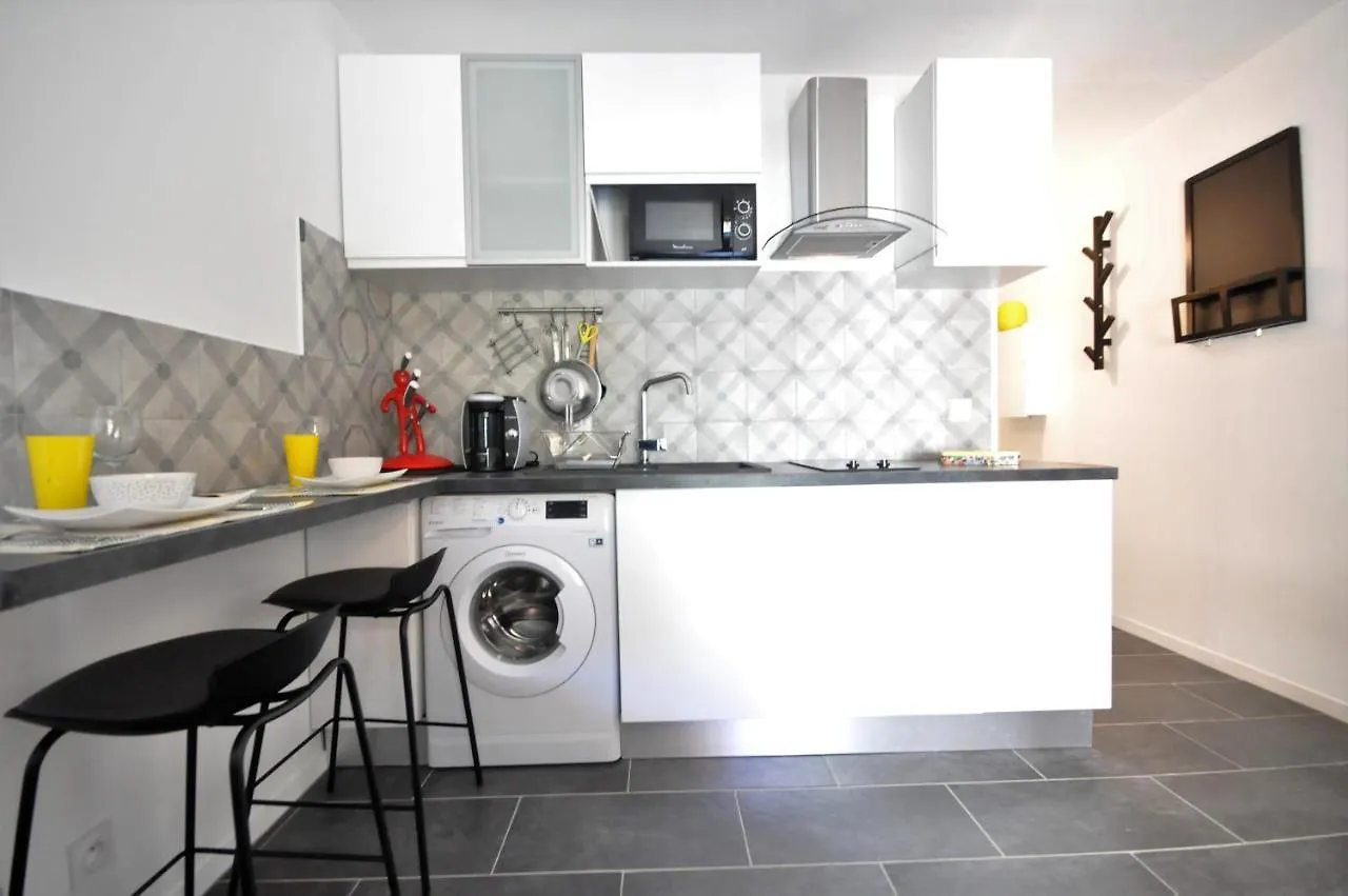 Appartement Des Fleurs Nice France